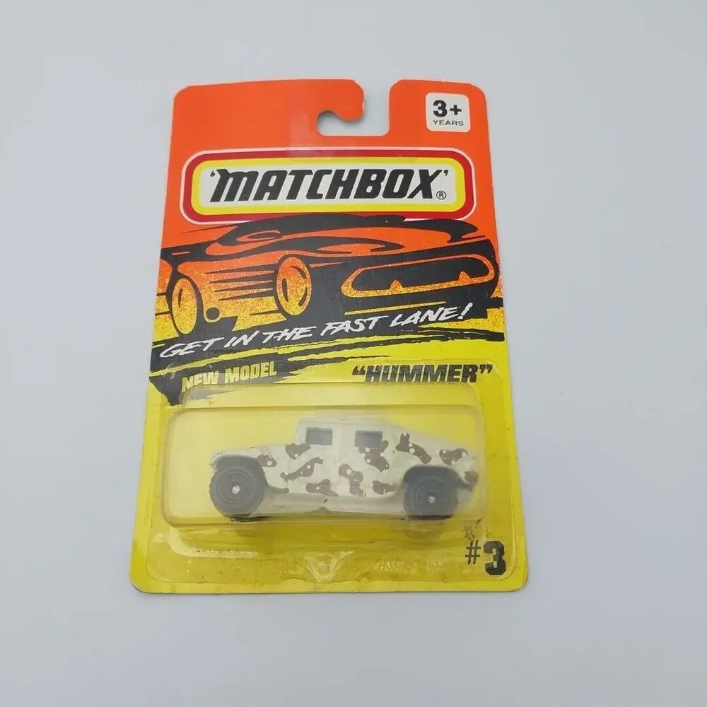 Matchbox GET IN THE‎ FAST LANE Hummer #3 Medic Desert New